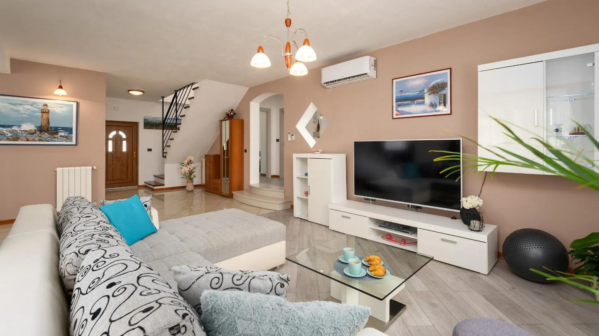 Beautiful Villa Dani With Panoramic View In Vizina Vizinada