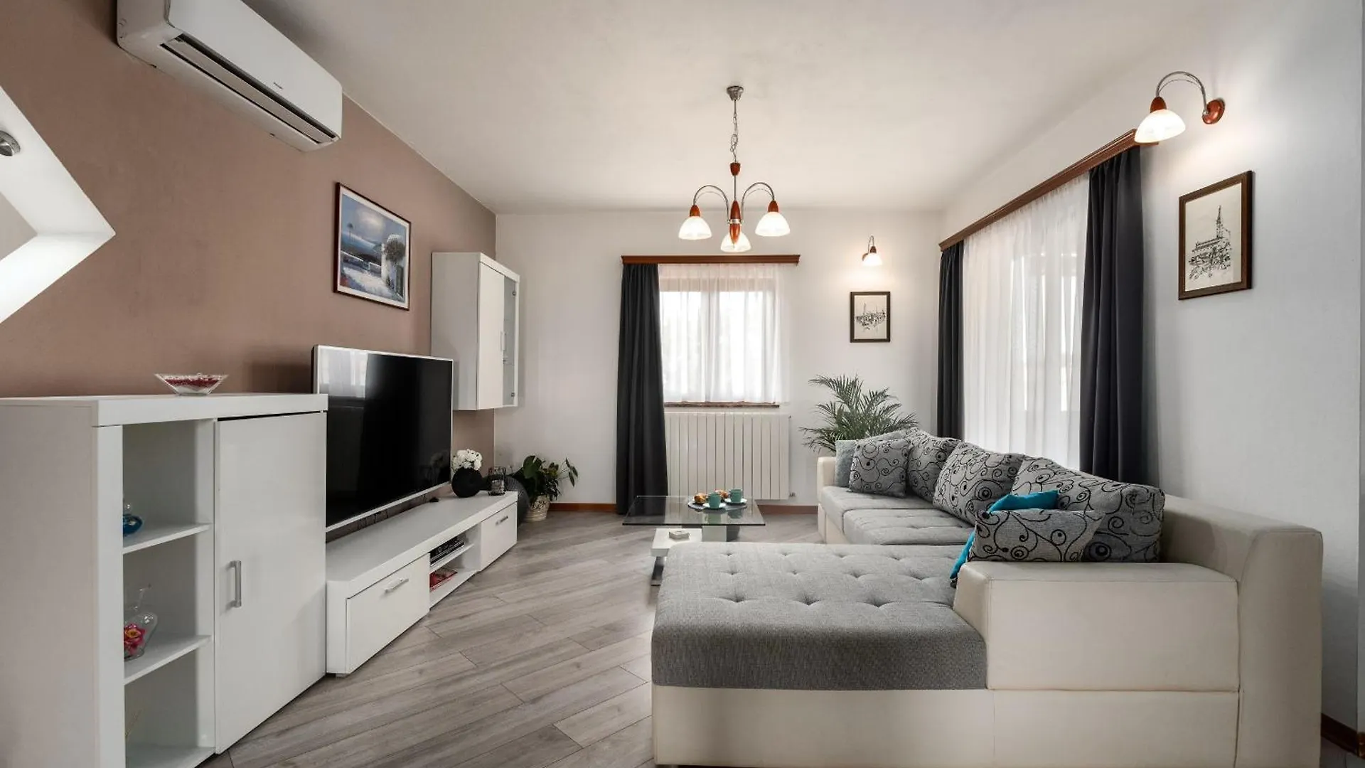 Beautiful Villa Dani With Panoramic View In Vizina Vizinada